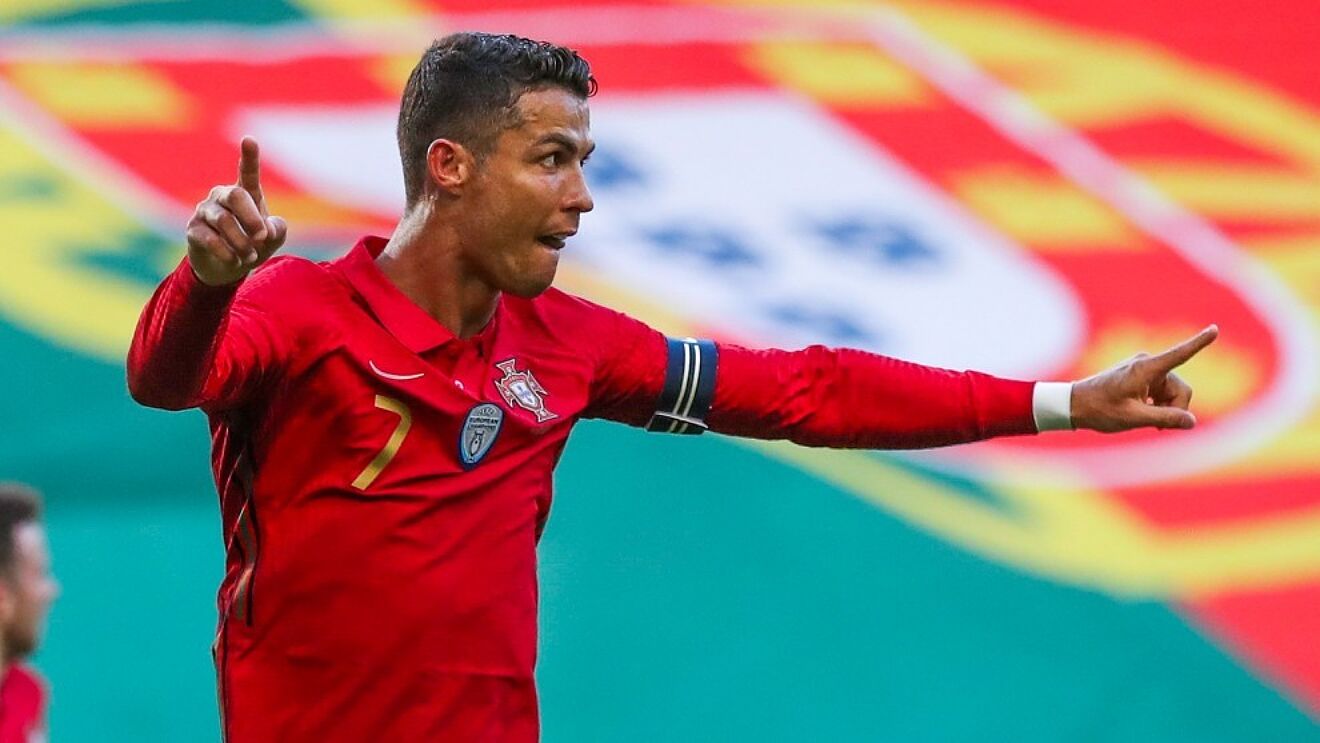Ronaldo trở về mái nhà xưa