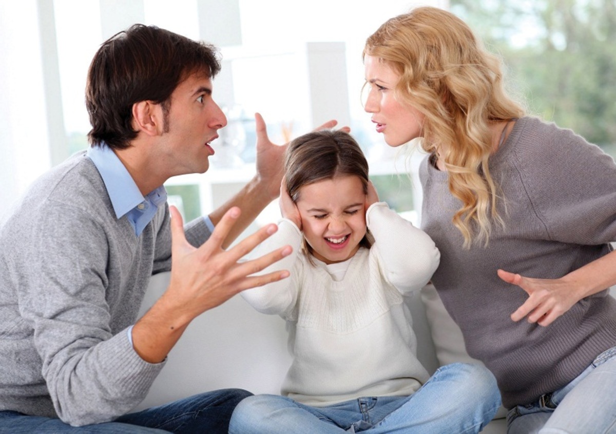 Cư xử và cách xưng hô không thứ bậc trong gia đình