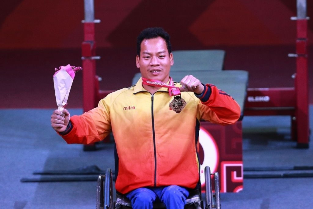 Lực sĩ Lê Văn Công thi đấu giành HCB Paralympic Tokyo 2020 môn cử tạ